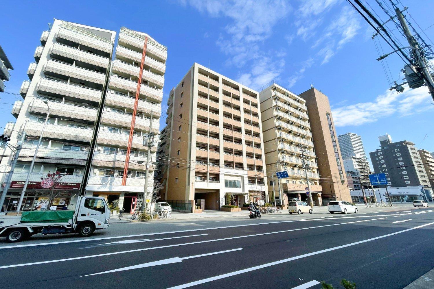 Cityspire Namba West Apartment