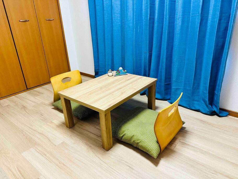 Apartment Kuromon Market View: Dotonbori & Namba Nearby