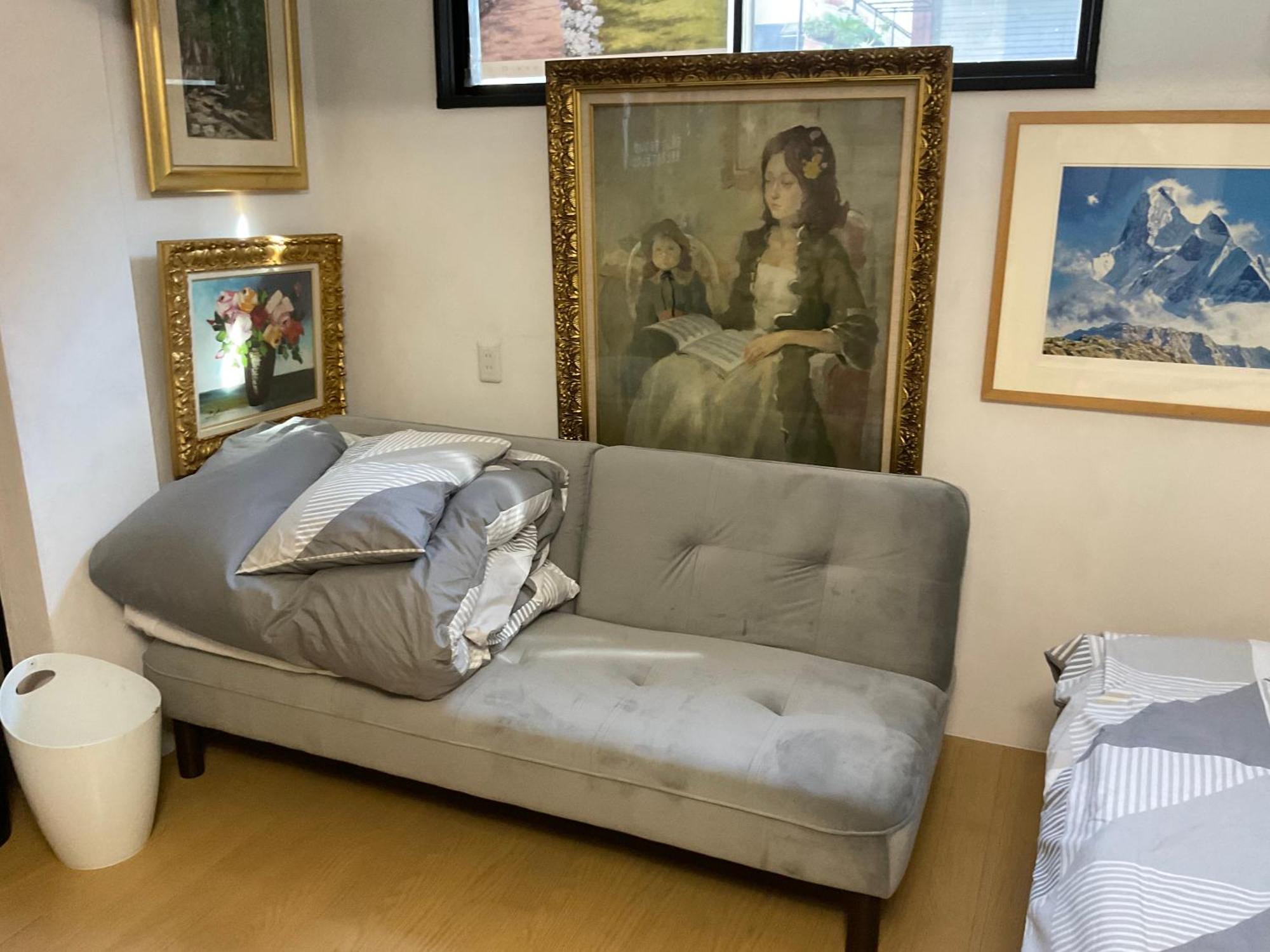 Apartment Gallery Compass *