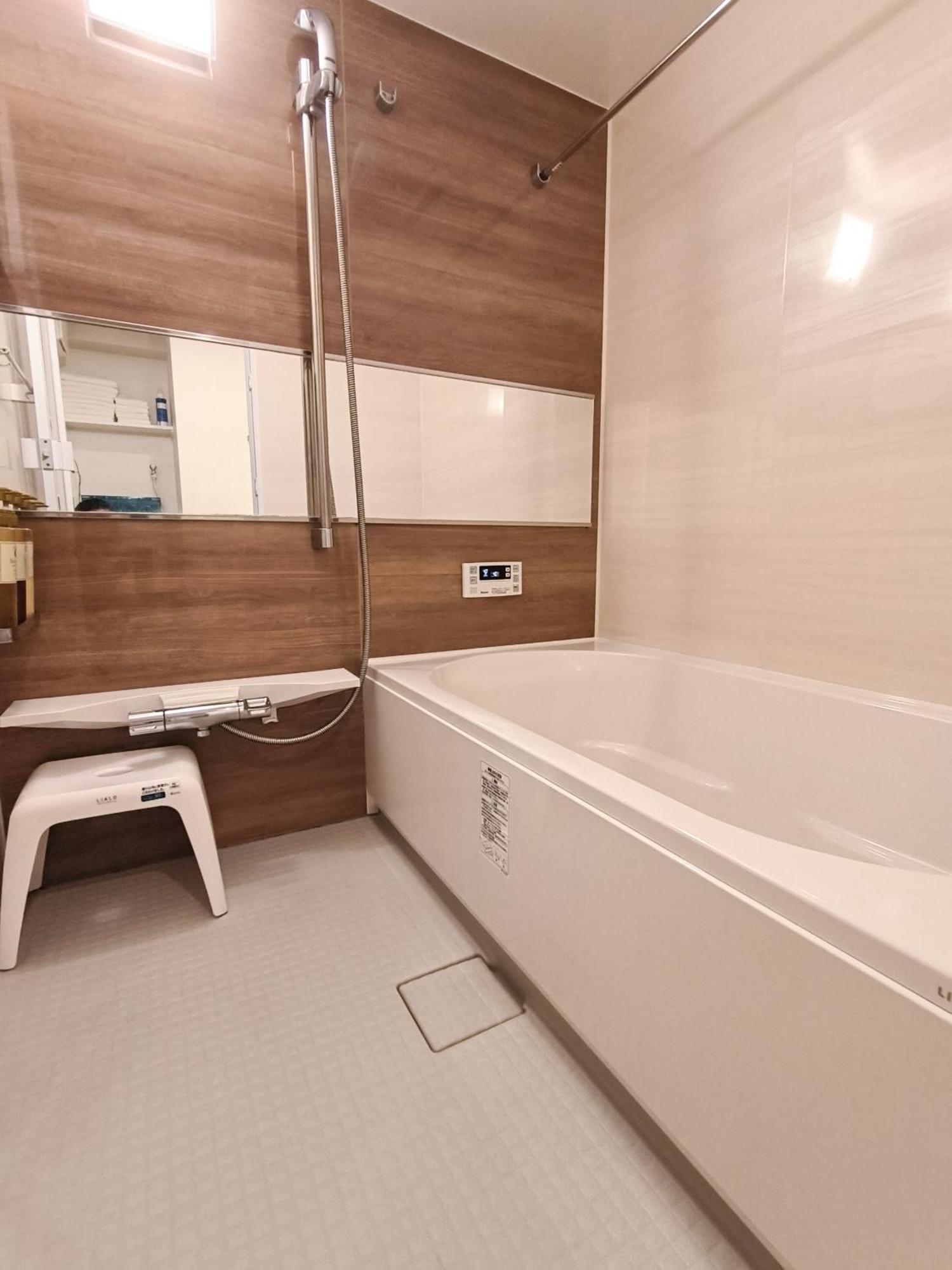 Ostay Vermillion Namba Aparthotel Osaka