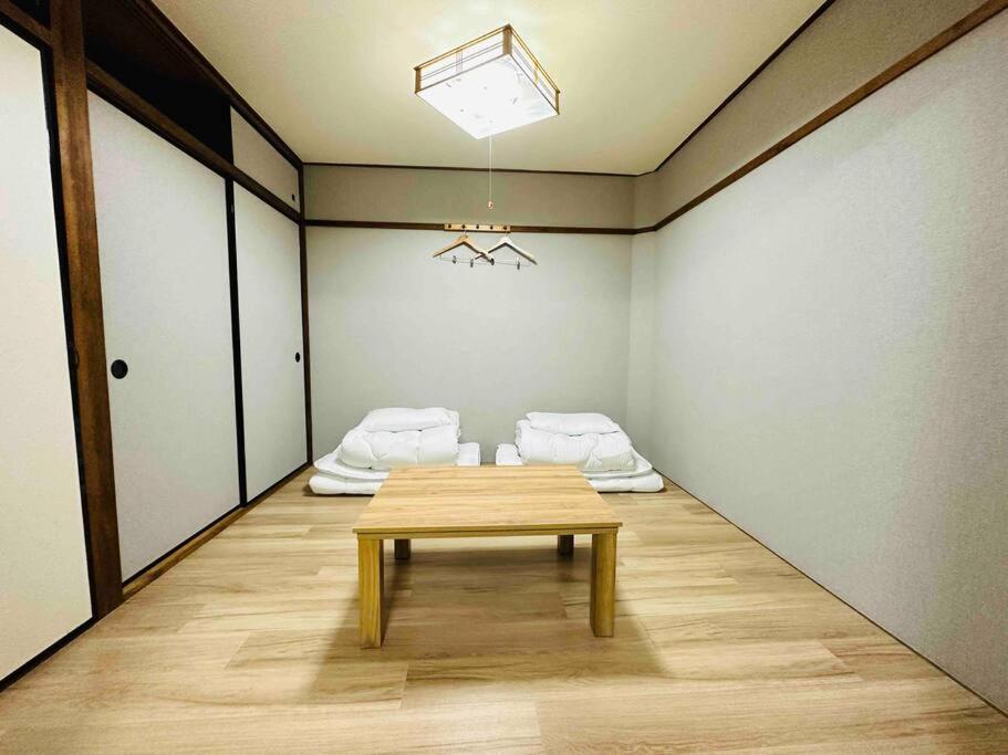 205gblhouse: Steps From Kuromon Market, Near Dotonbori * Osaka