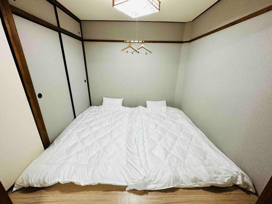 205gblhouse: Steps From Kuromon Market, Near Dotonbori
