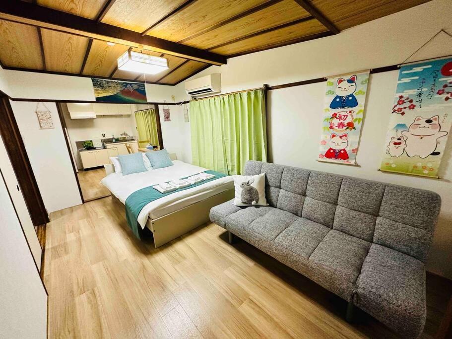 205gblhouse: Steps From Kuromon Market, Near Dotonbori Apartment Osaka