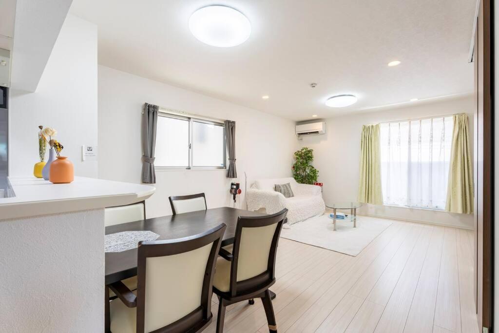 M House: New Near Tsuruhashi Station, Direct Access To Namba And Universal