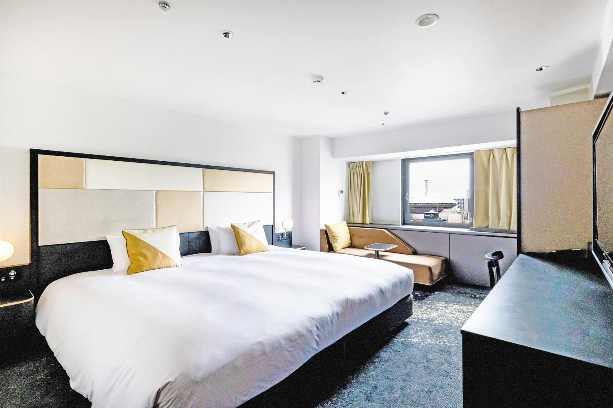 Cross Hotel 4*