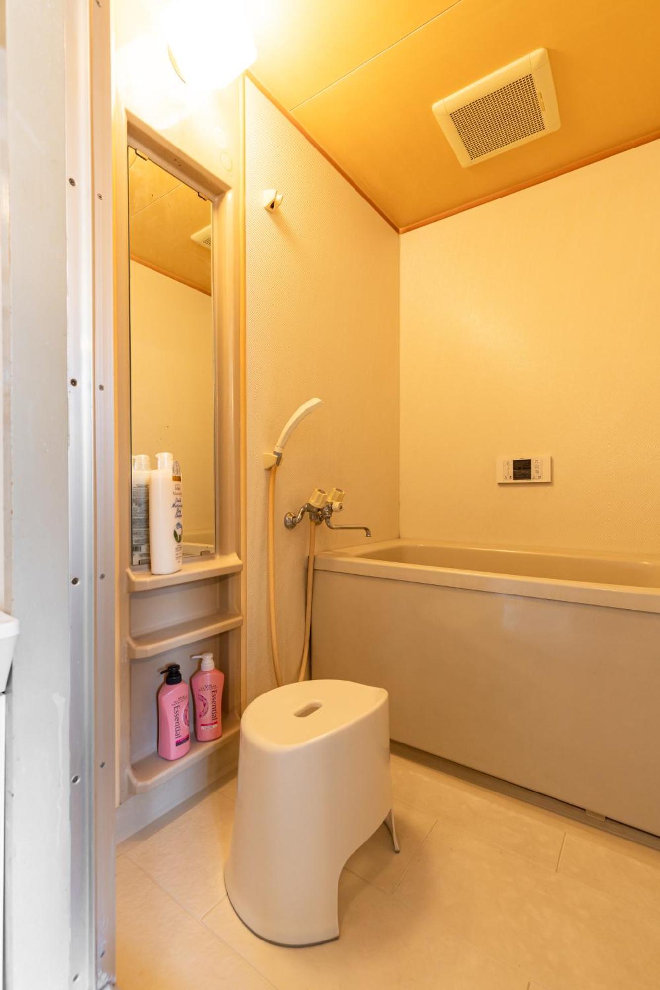 Premier Namba なんば駅徒歩3分 3 Mins Walk From Namba Station 7rooms Billiards Table 2baths 4toilets * Osaka
