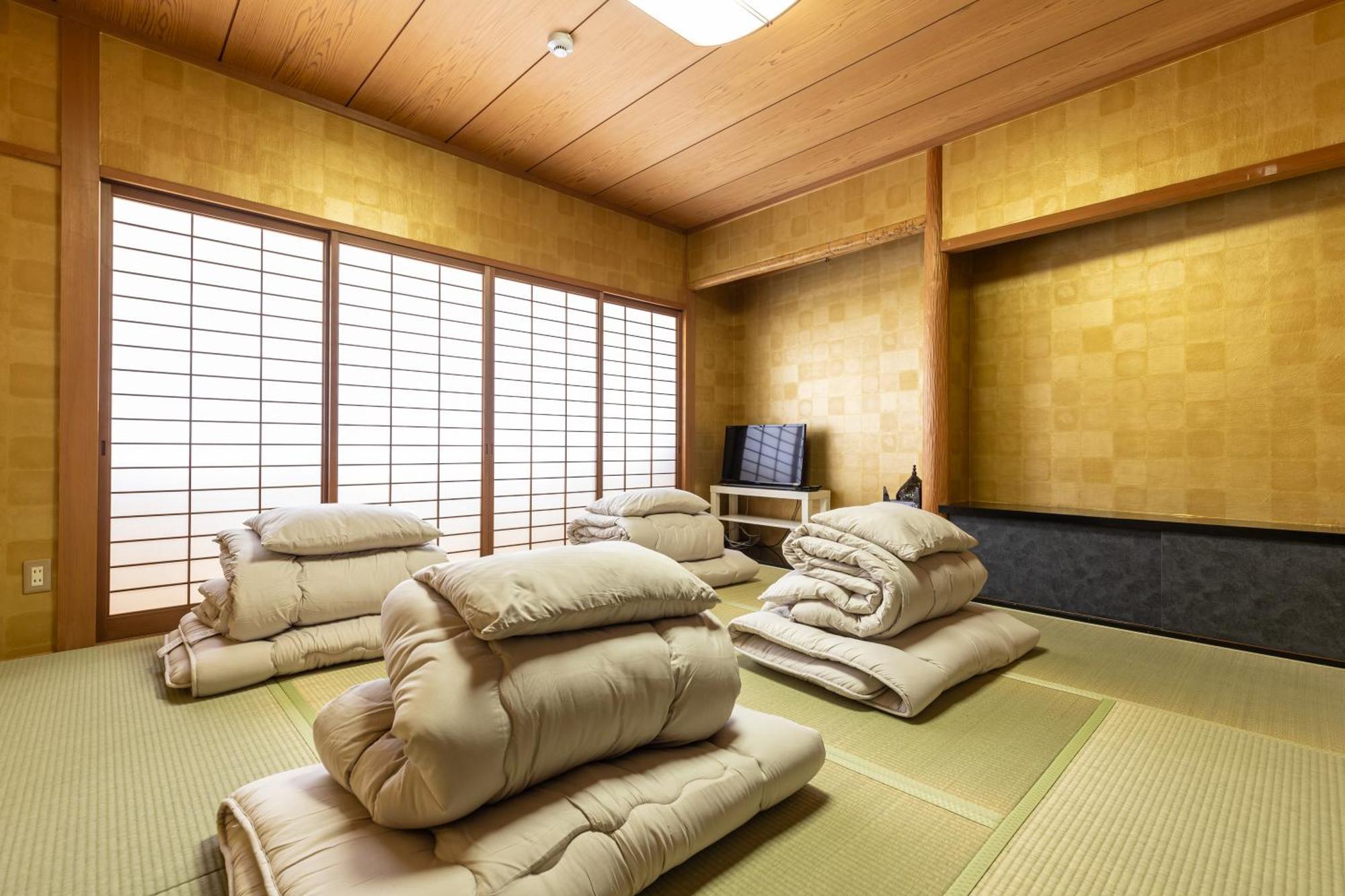 Premier Namba なんば駅徒歩3分 3 Mins Walk From Namba Station 7rooms Billiards Table 2baths 4toilets * Osaka