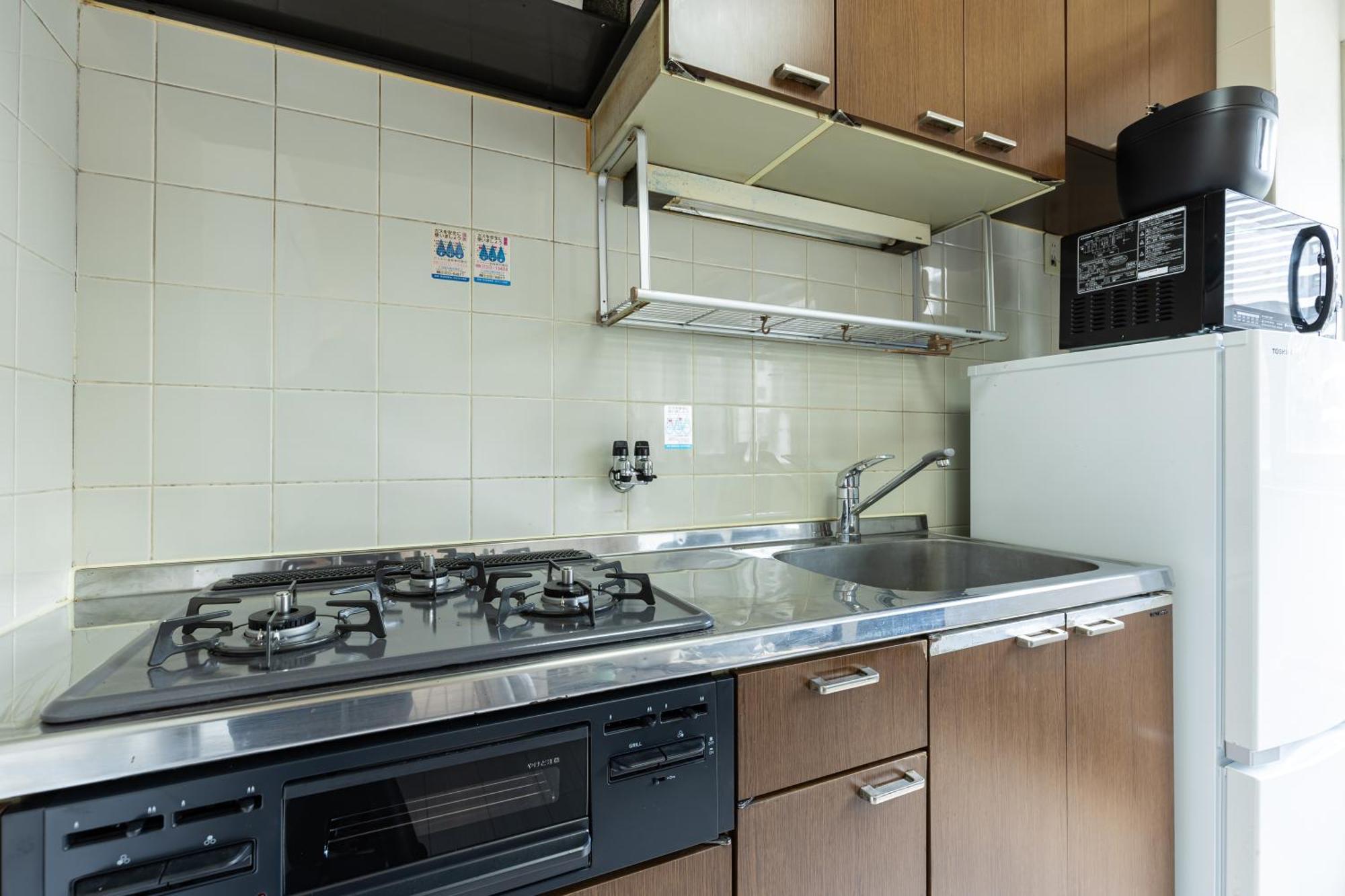 Premier Namba なんば駅徒歩3分 3 Mins Walk From Namba Station 7rooms Billiards Table 2baths 4toilets *