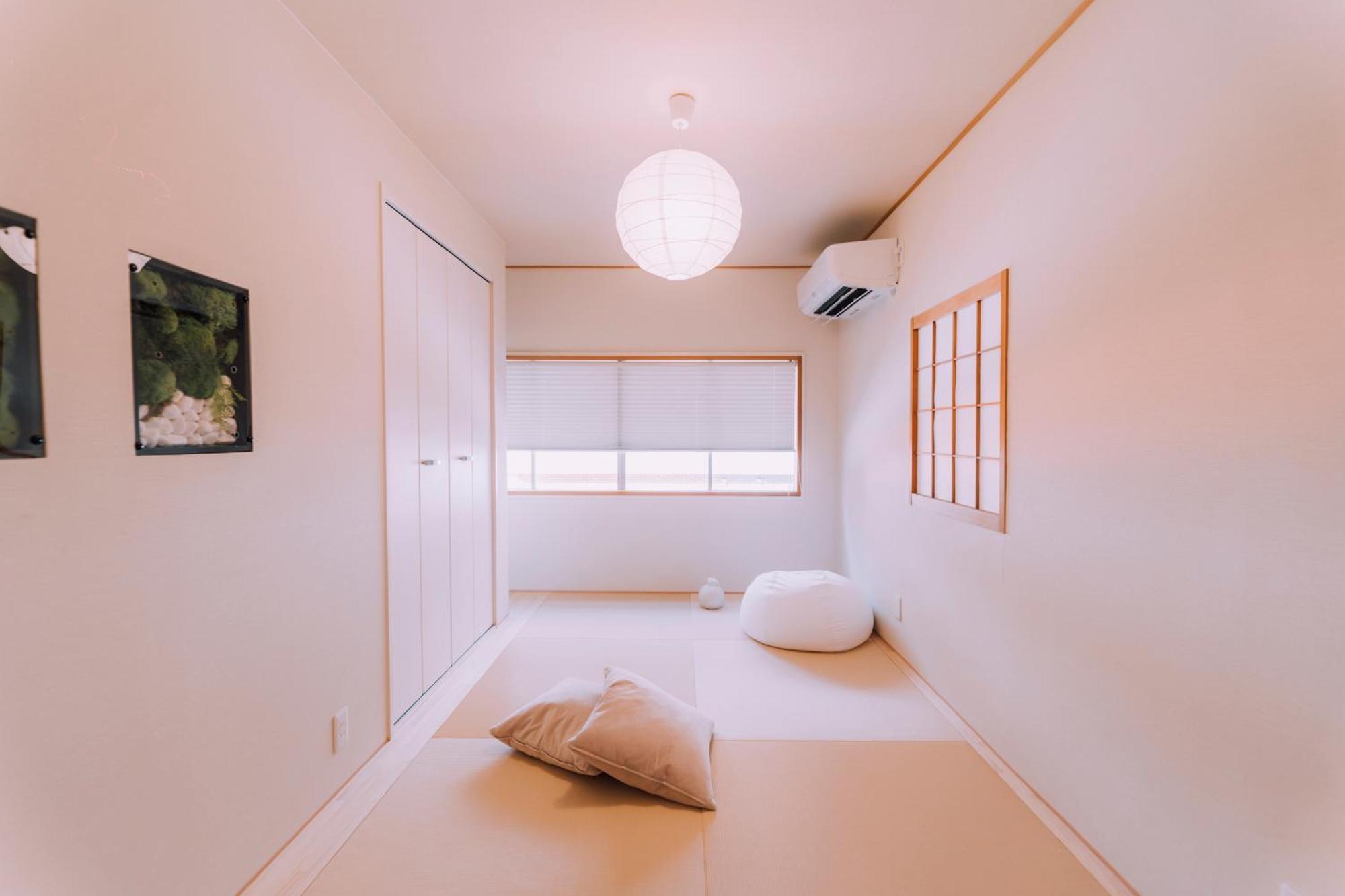 Puff Shinsaibashi Japanese Cloud House With Private Sauna Casa de férias Osaka