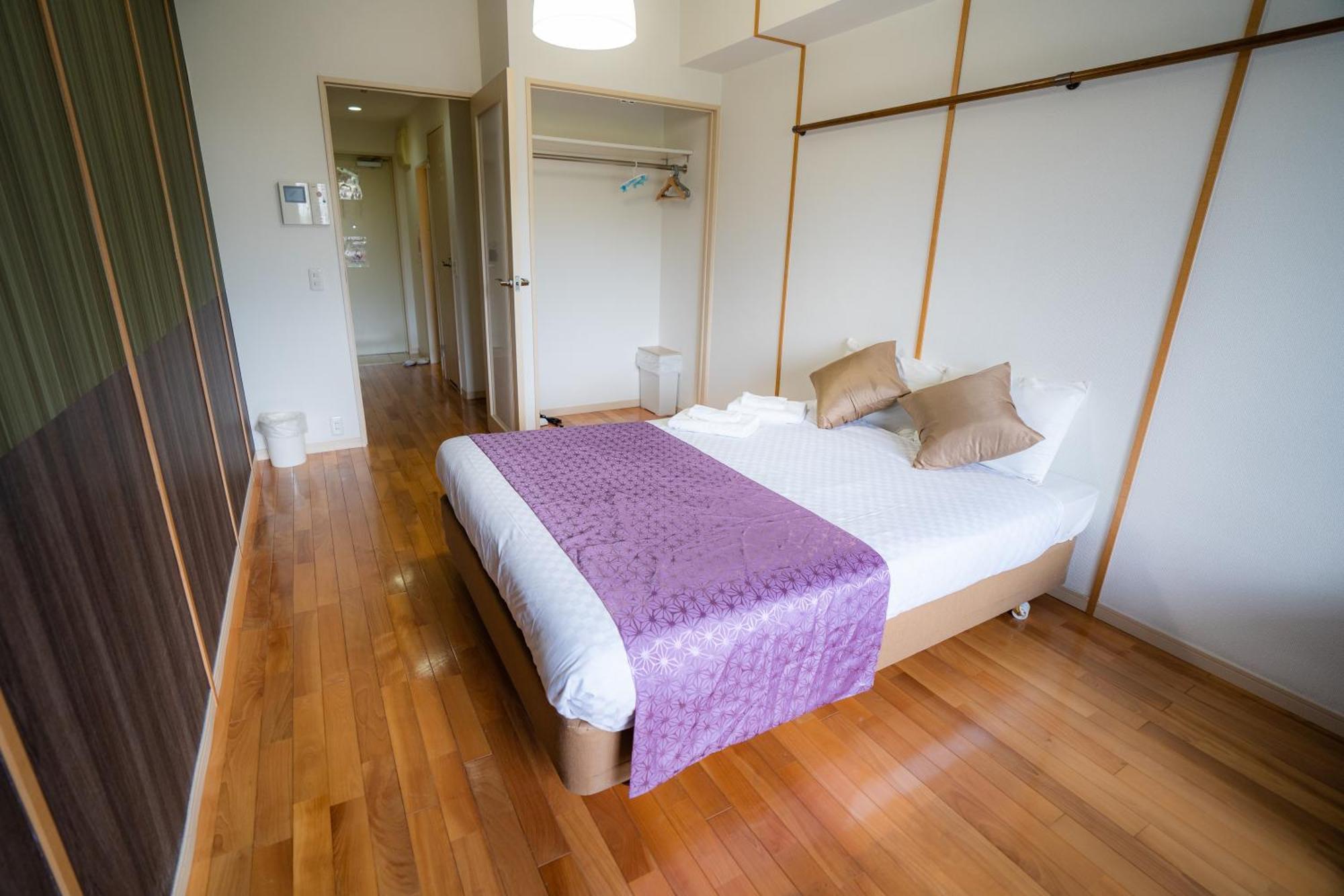 Guest house S-presso Namba Parks Street