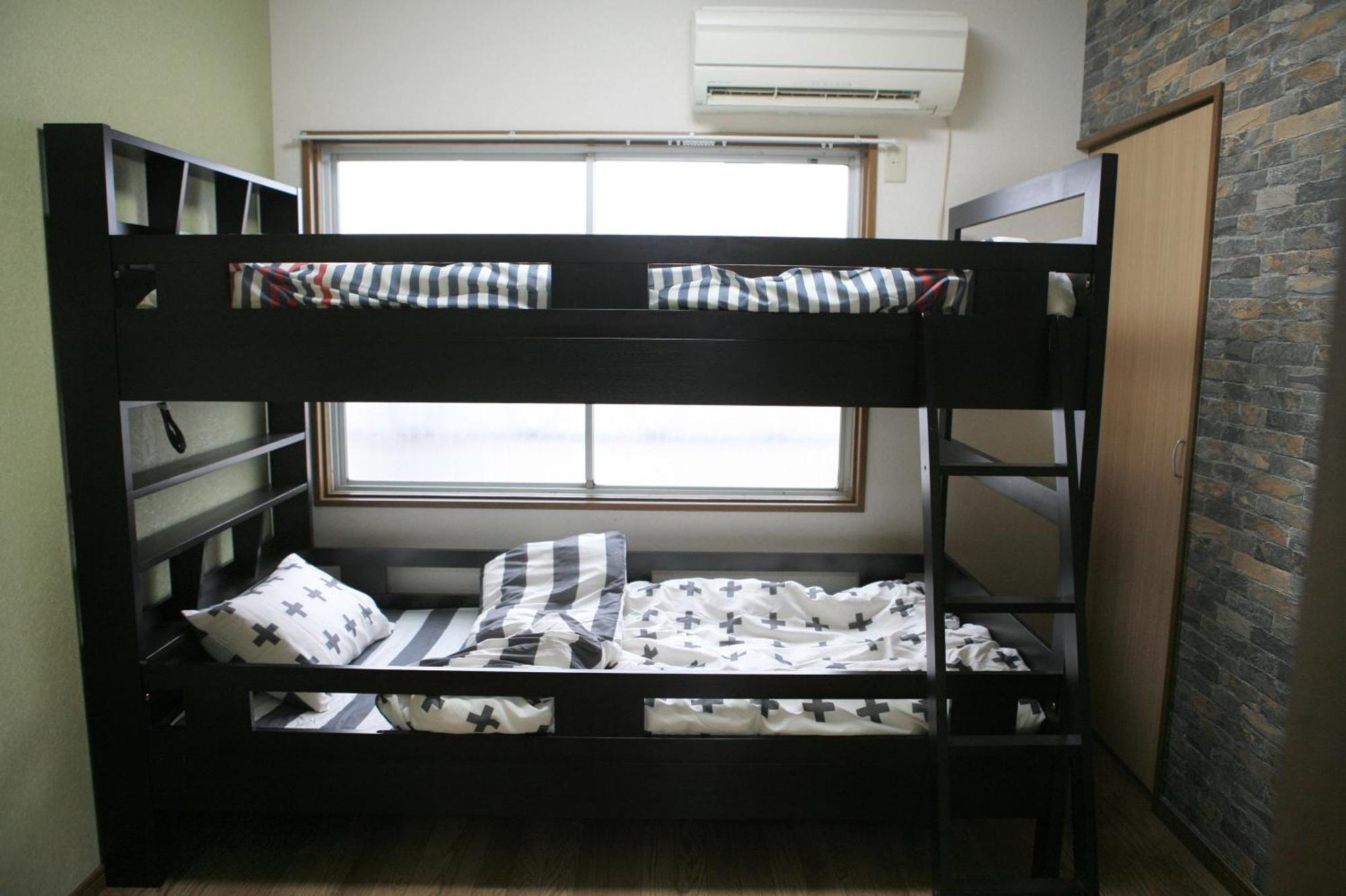 Maru House