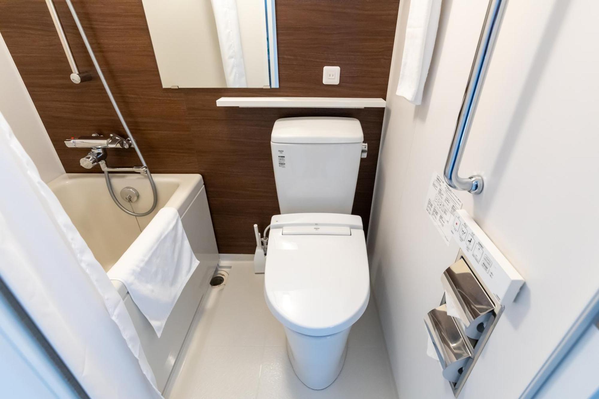 Apartment Rewit Building Osaka