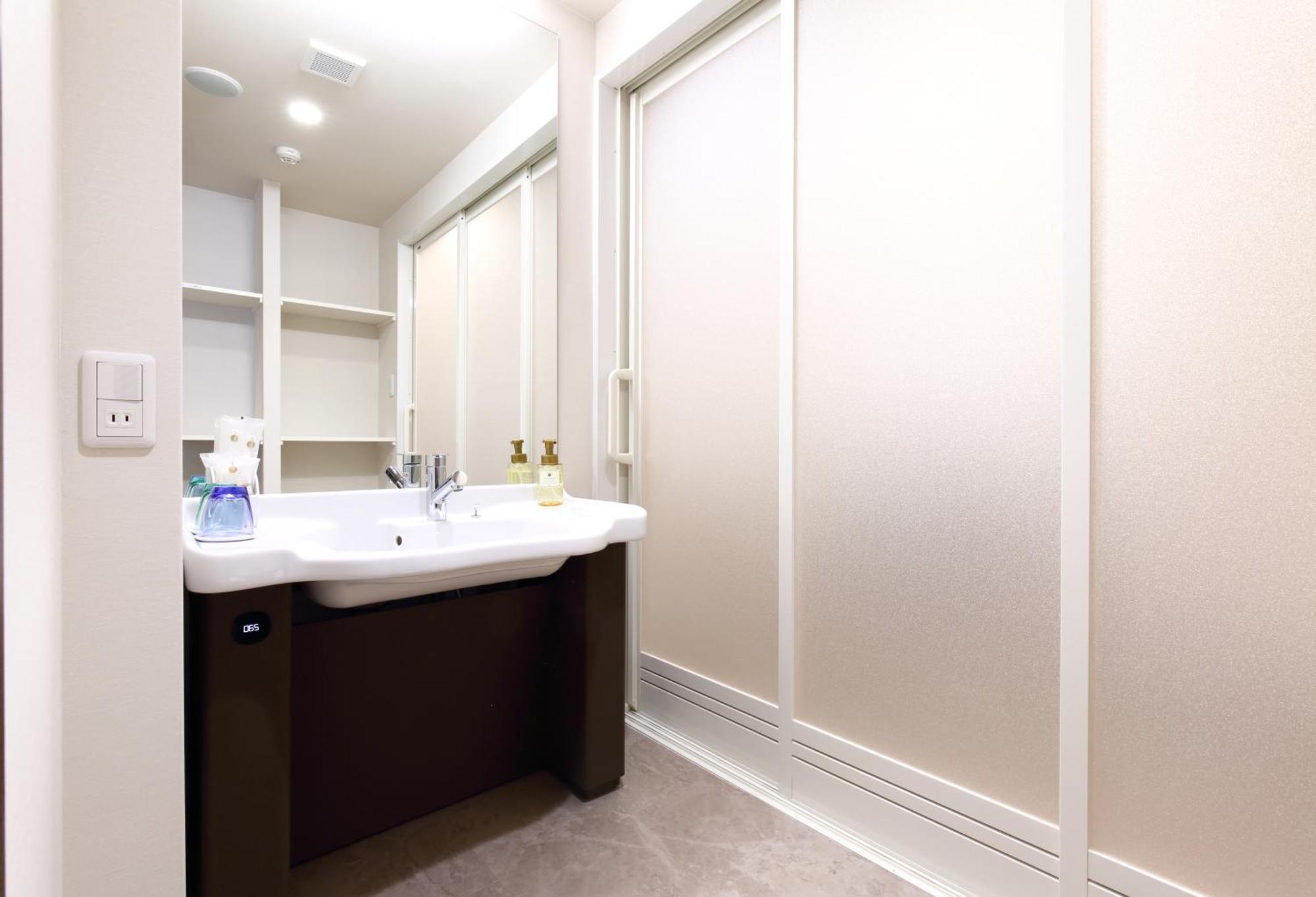 Hotel Luxcare 4*