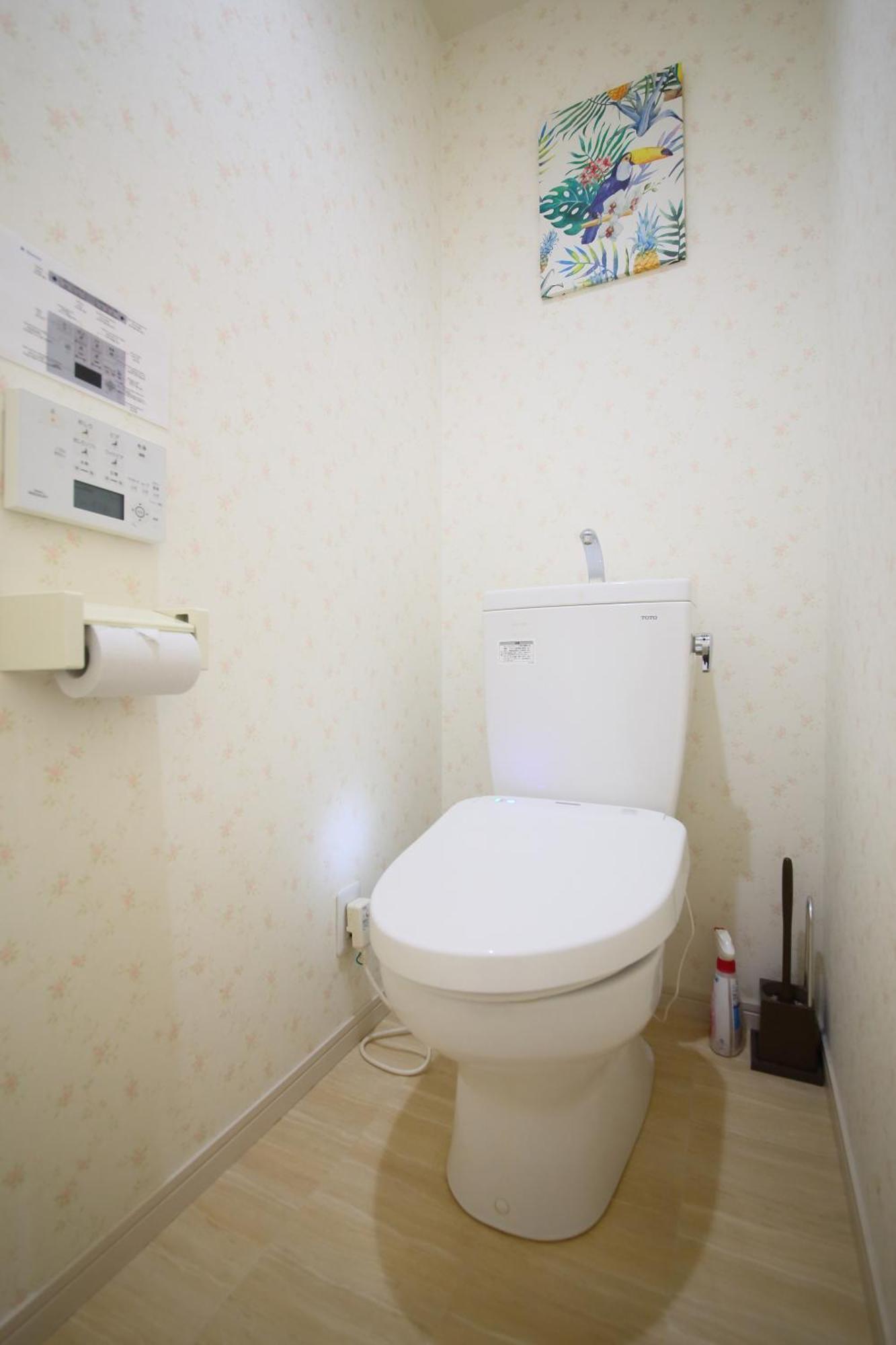 Apartment 大阪ハウス701 Near Namba And Kuromon Market And Den Den Town & Direct To Kix Osaka