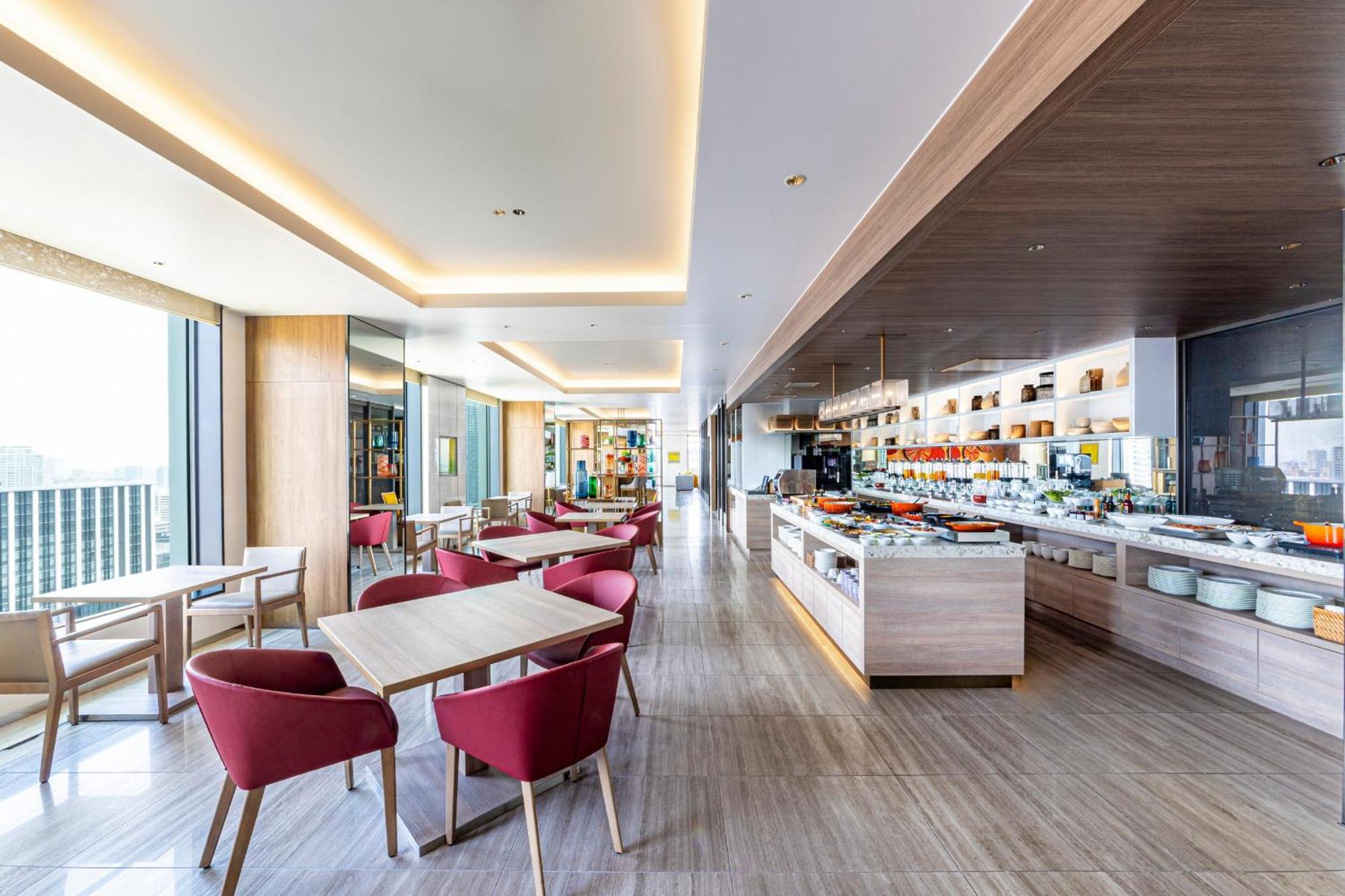 The Royal Park Iconic Midosuji 5*
