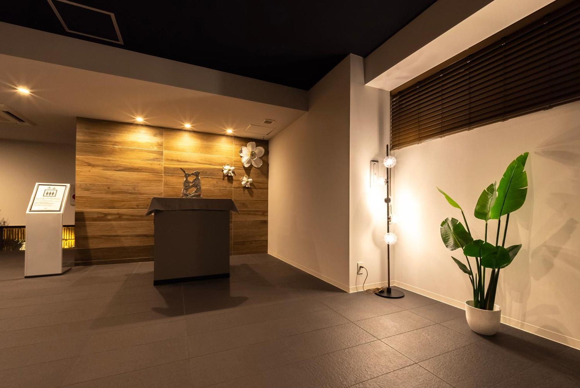 Aparthotel Wellstay Shinimamiya Station *