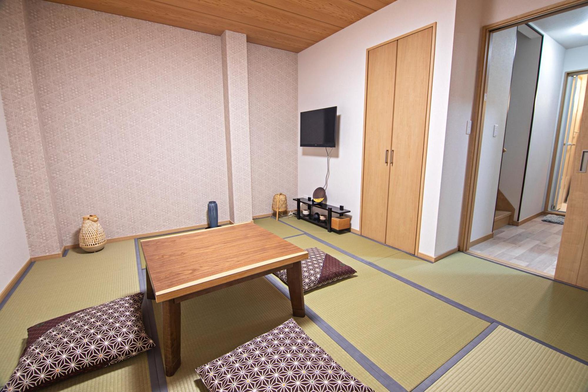 Apartment 唐宿 Toyado 田辺駅徒歩3分 *