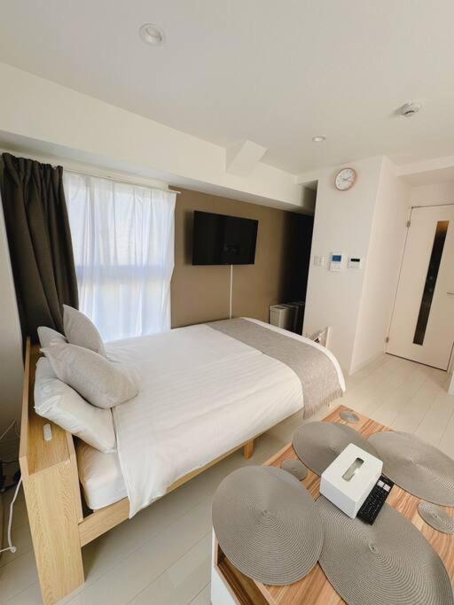 Apartment 401 *