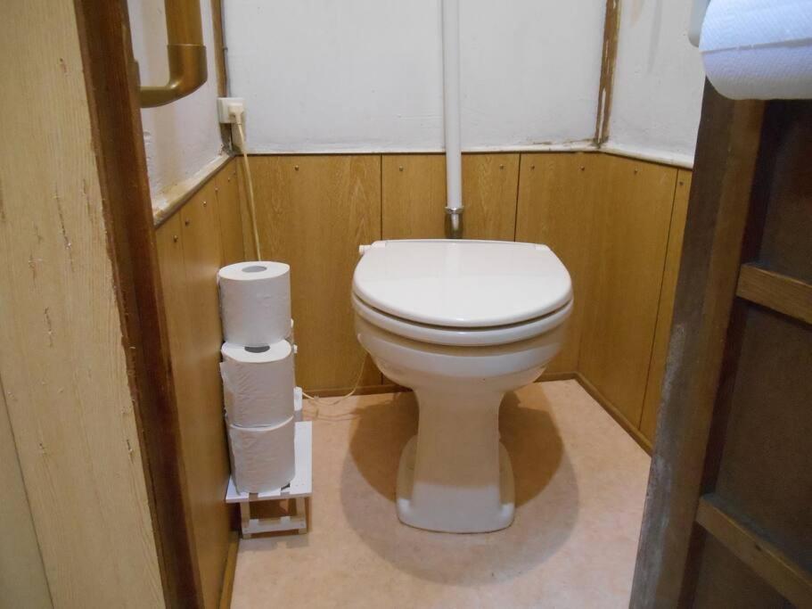 ペット可でusj まですぐ 木を基調としたログハウス調のお部屋 Apartment
