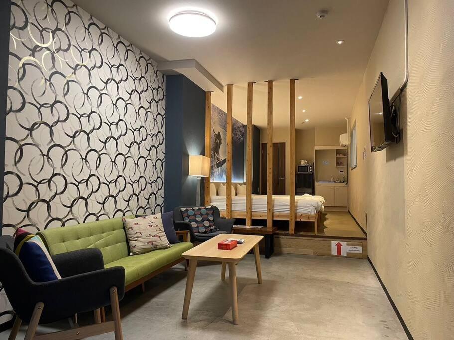 Apartment 響 日本橋＊big Sale＊難波駅10分・日本橋駅５分＊黒門市場すぐ横＊ *