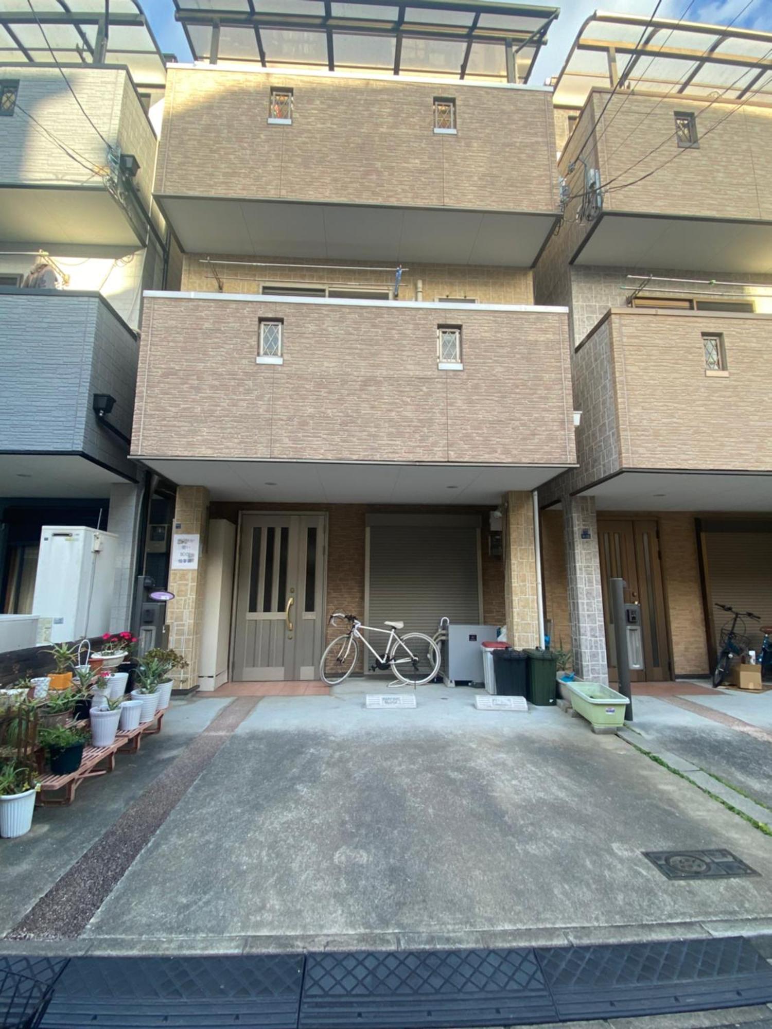 Apartment Icoi/怡香居/憩い（大阪市内、無料駐車場付き、難波、心斎橋電車で10分） Osaka