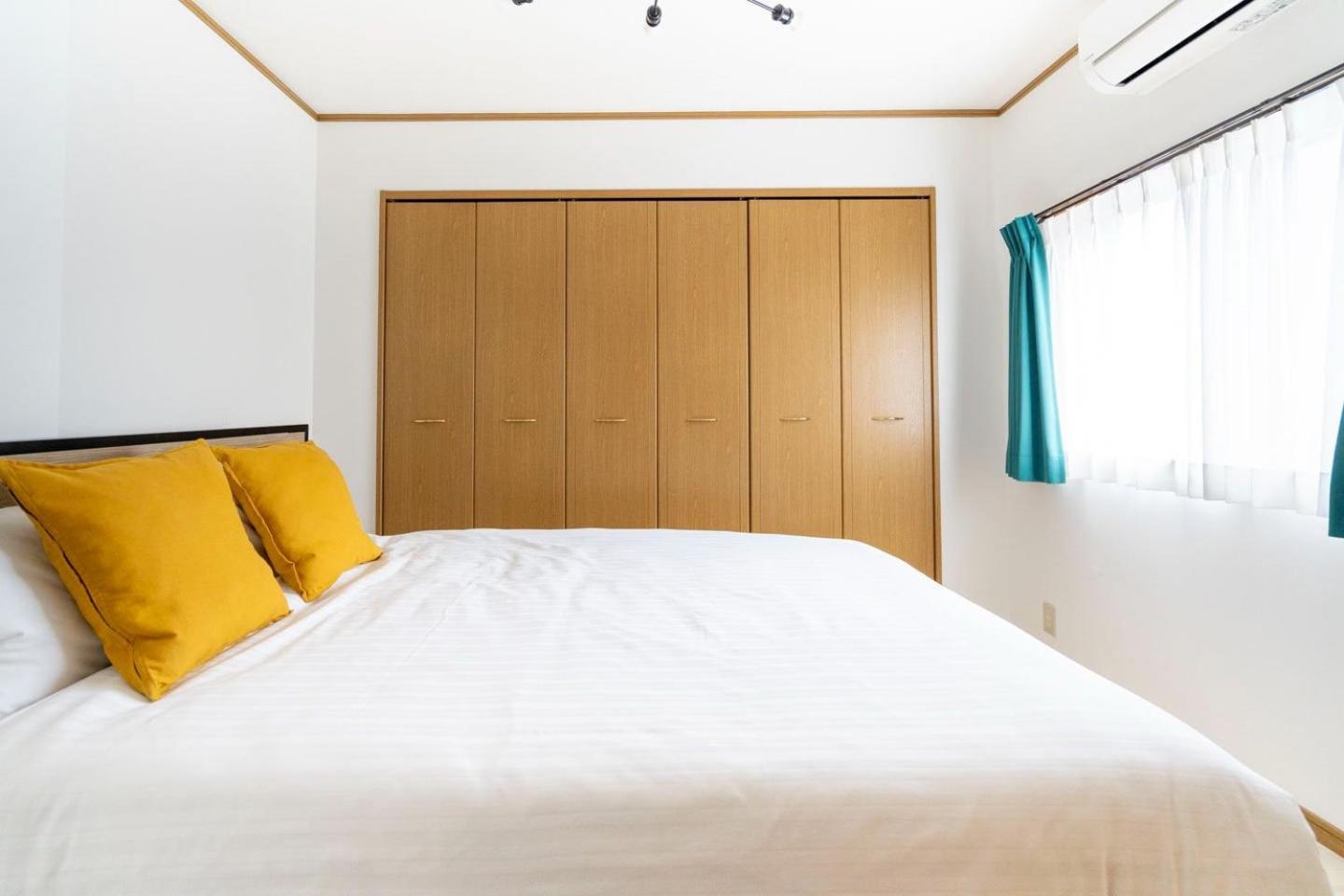 Apartment House Honkan Osaka