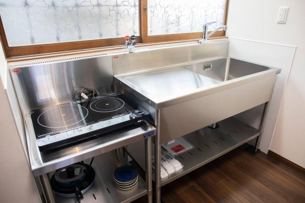 西九条徒歩3分 Usjまで15分 フルリノベーション アクセス抜群 Apartment Osaka
