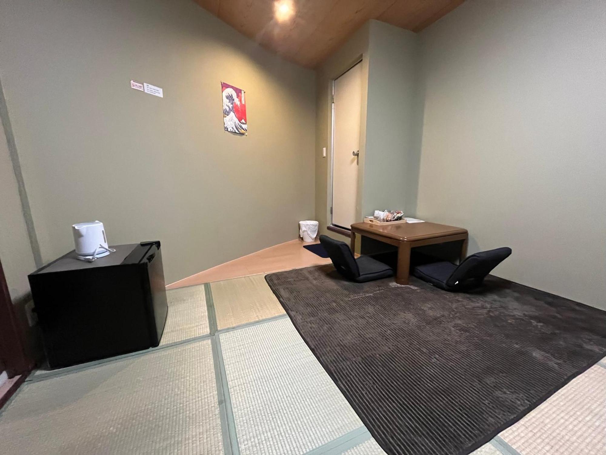 Ryokan Wafu Uehonmachi 2*