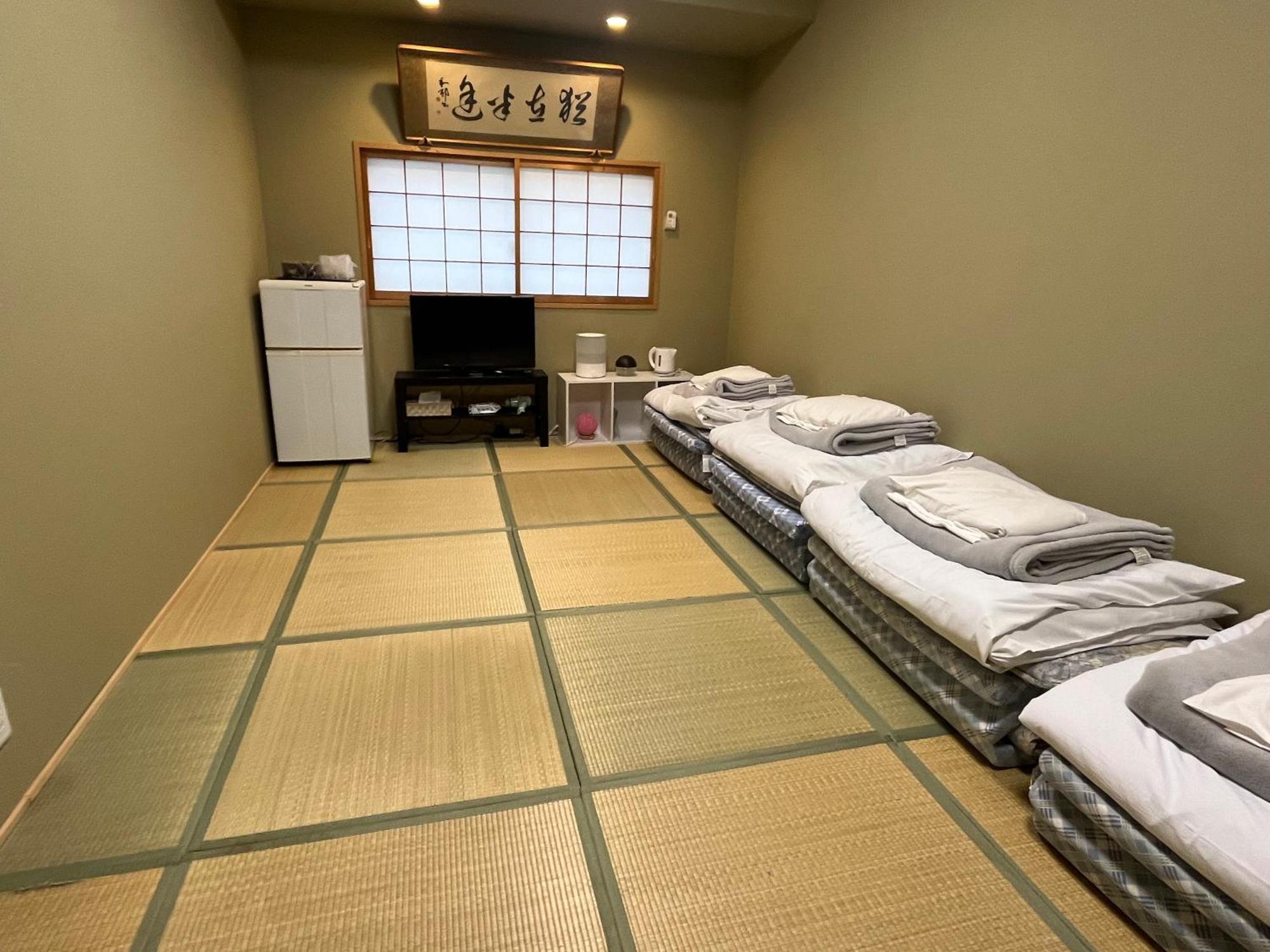 Wafu Uehonmachi Ryokan