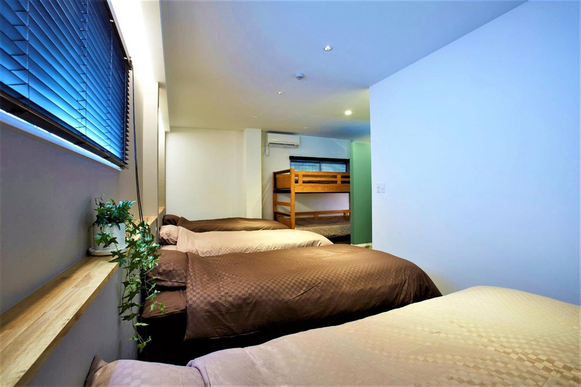 South East Apartment Osaka