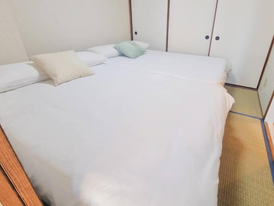 Apartment 8人可能/部屋2つ/難波駅/大黒町駅 H503 *