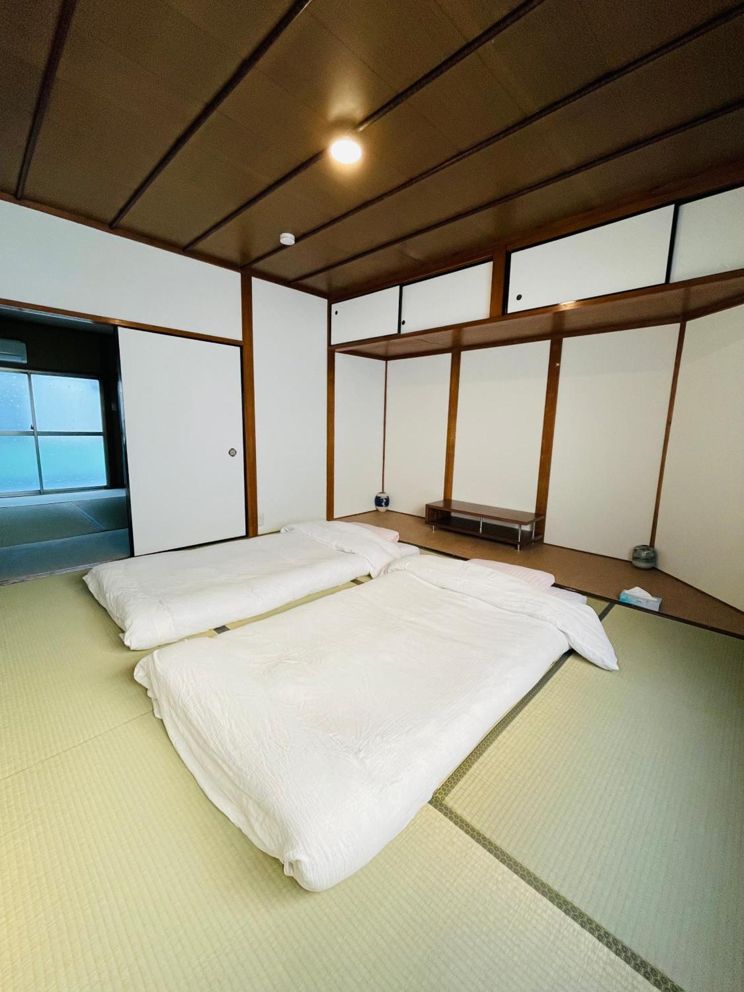 Namba Shinsaibashi 10 Mins Castle　east Apartment Osaka