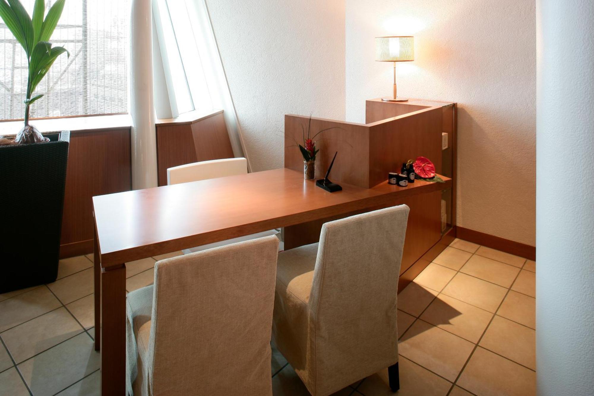 Hotel Plaza 4*