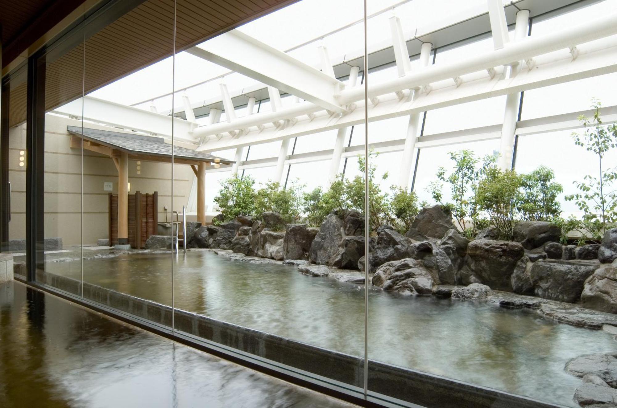 Plaza Osaka
