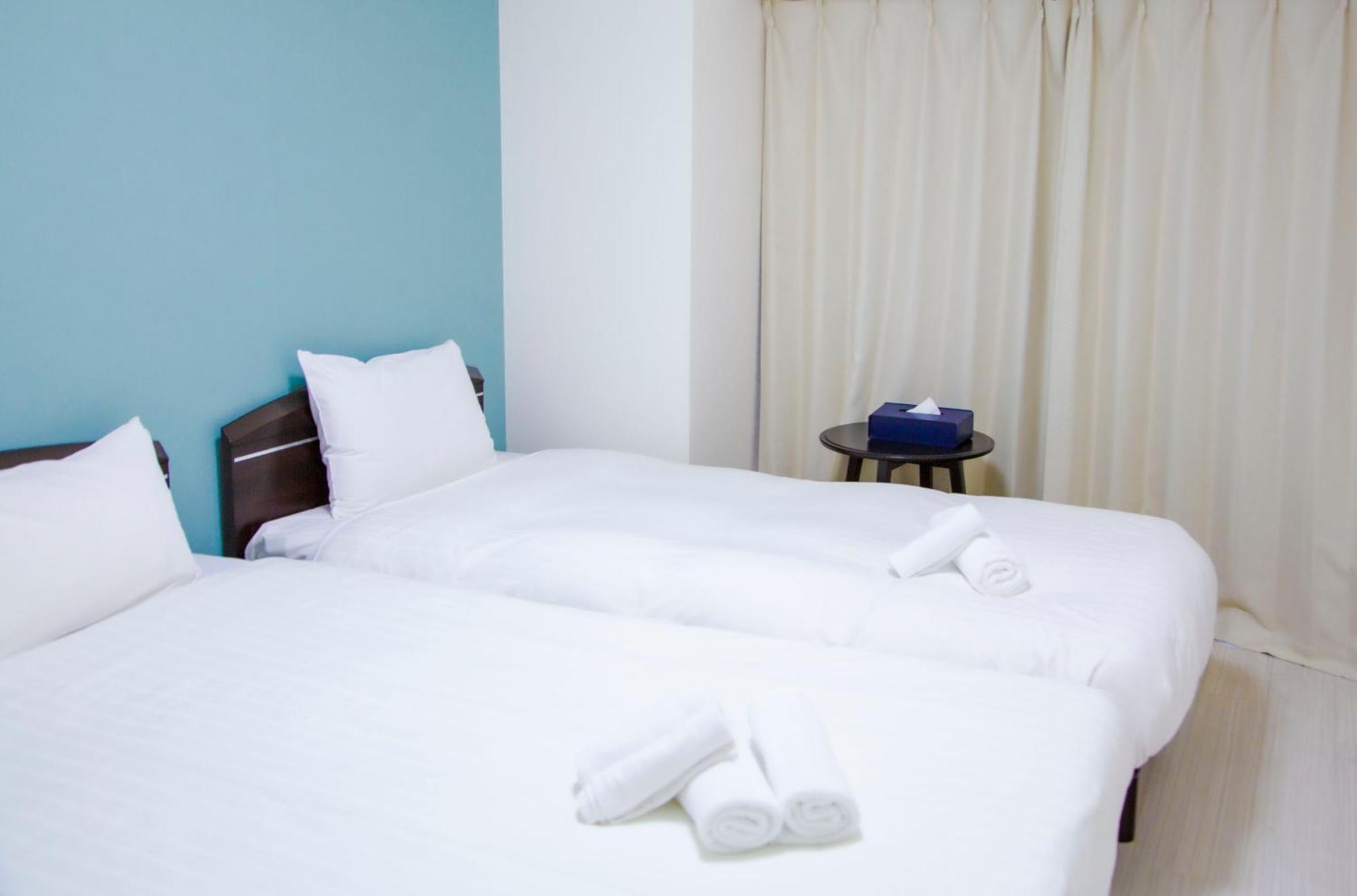 Guest house Lite House Shinsaibashi Iv 3*