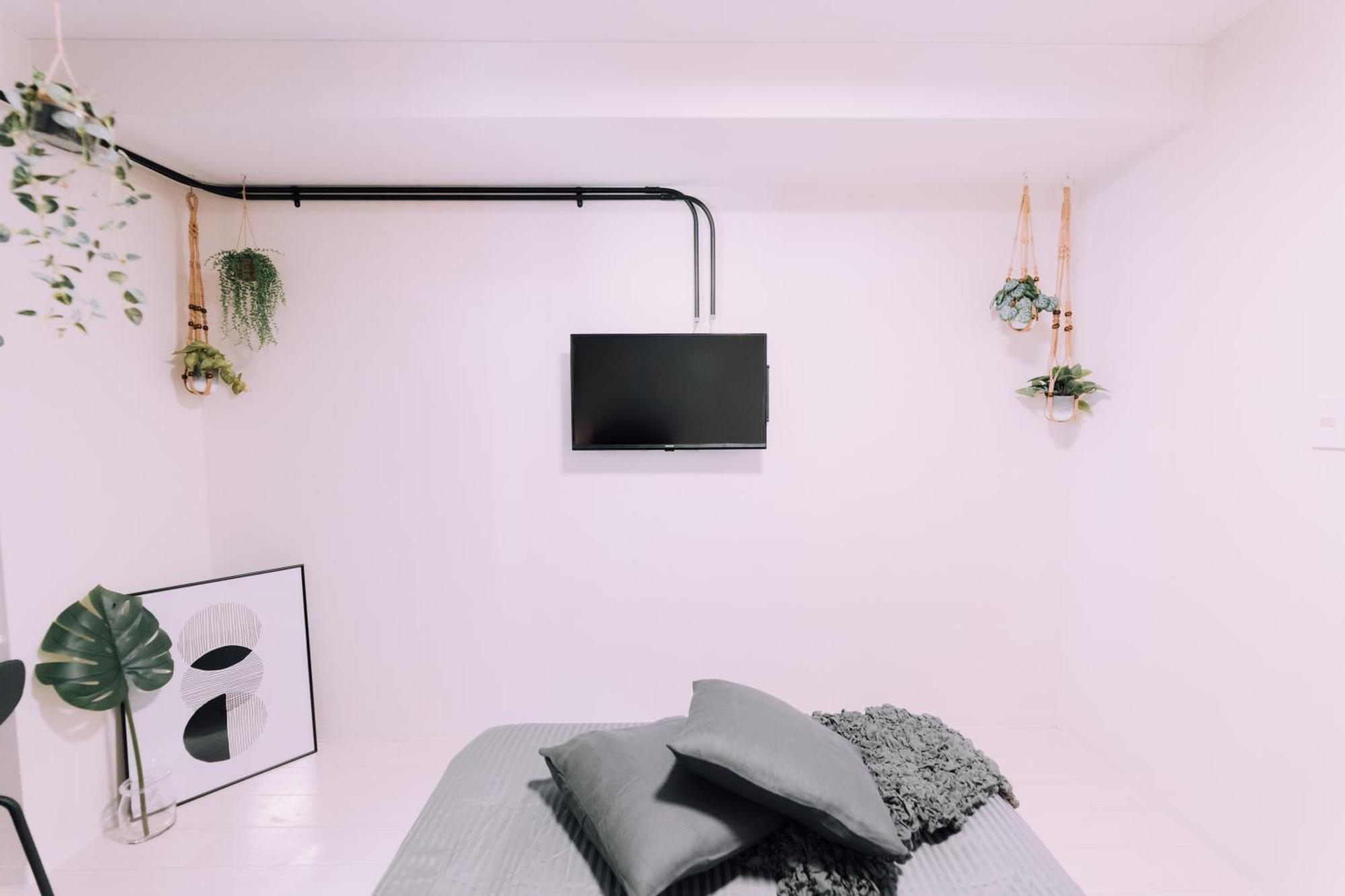 Apartment Minimalist Loft Namba Compact Studio With A 24-hour Gym Ma603