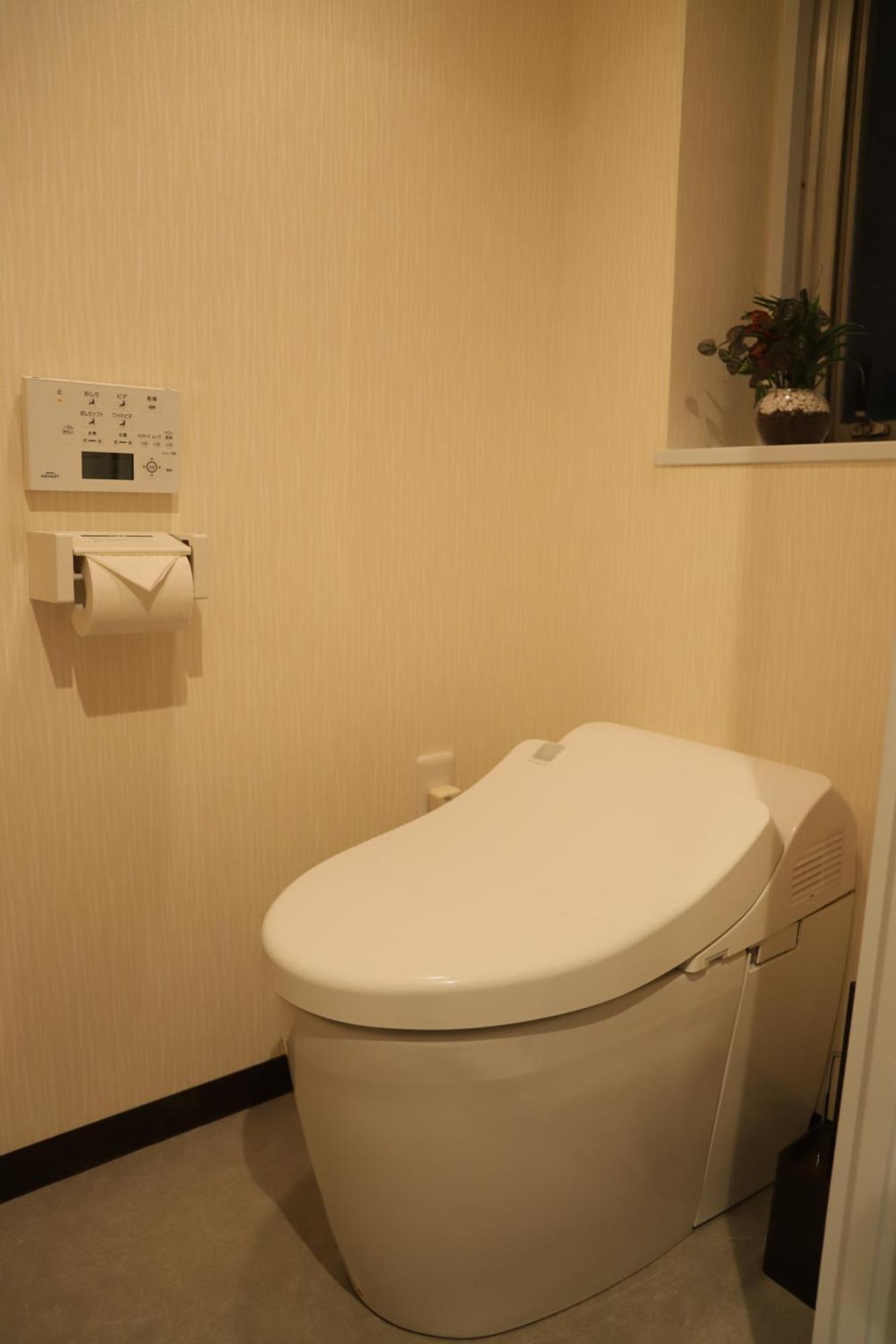 Apartment 有朋ハウス *