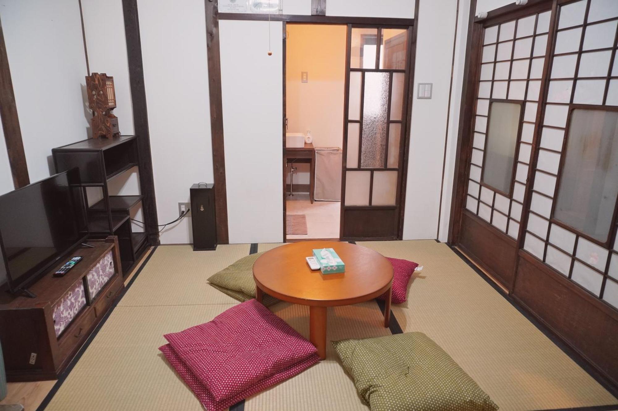 Apartamento Imeiji1907松屋宅 日本兩層公寓 松屋町站步行4分鐘 容納6人 1房1傳統和室 可自助入住 Osaka