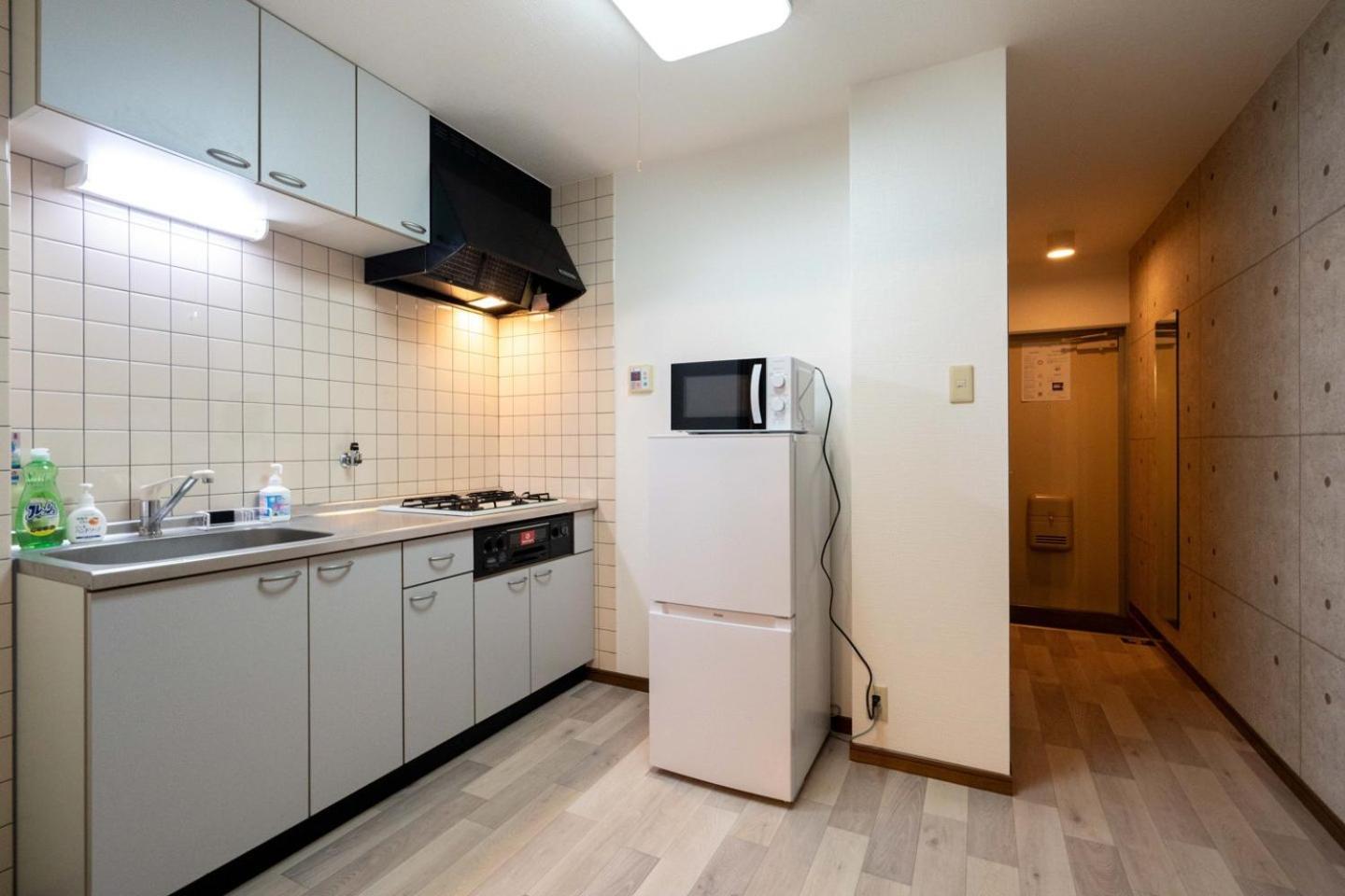 Megadome West Apartment