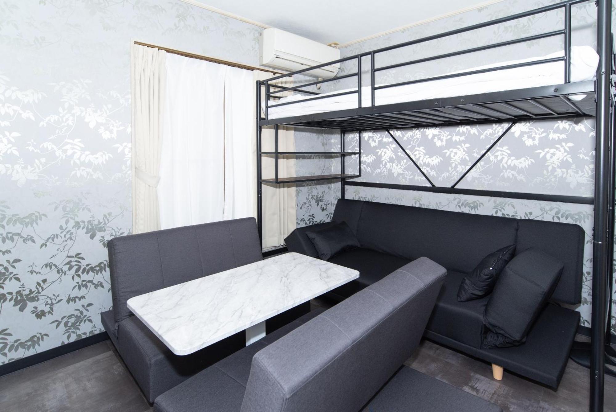 オレンジビル Apartment Osaka