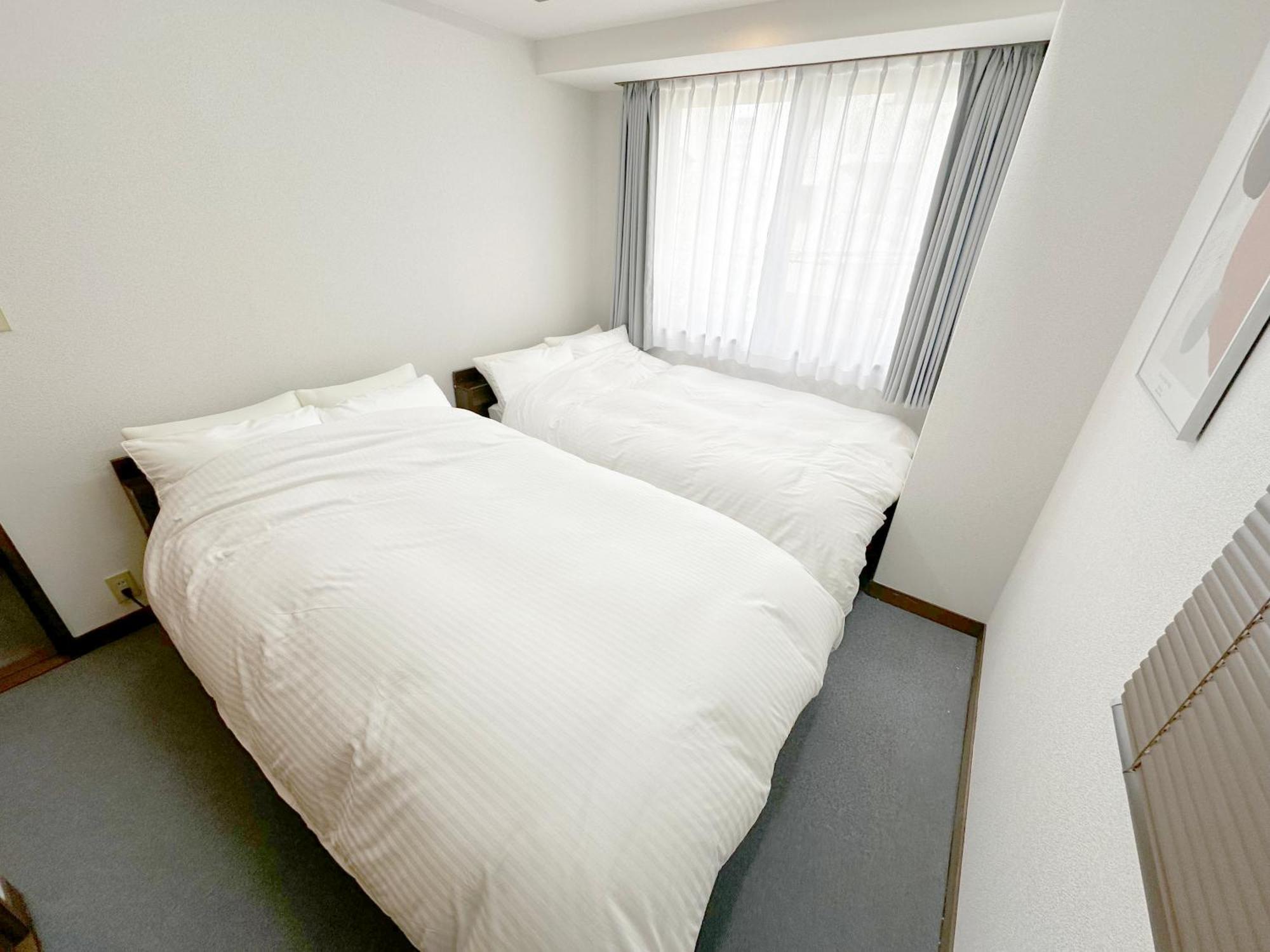 松屋町駅 徒歩5分!!! 心斎橋地下鉄1駅 距離 ホテルリネン使用 Apartment