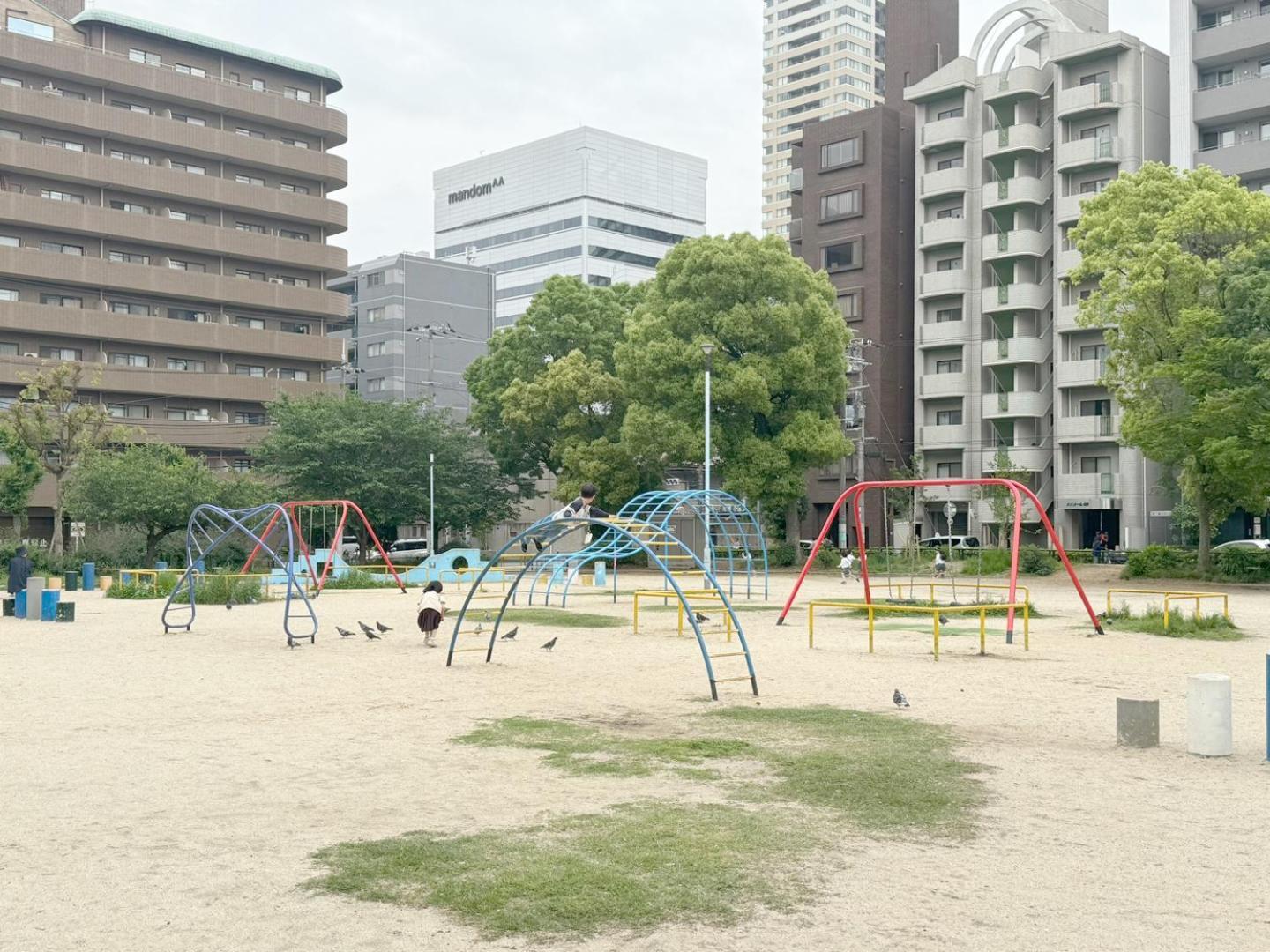 松屋町駅 徒歩5分!!! 心斎橋地下鉄1駅 距離 ホテルリネン使用