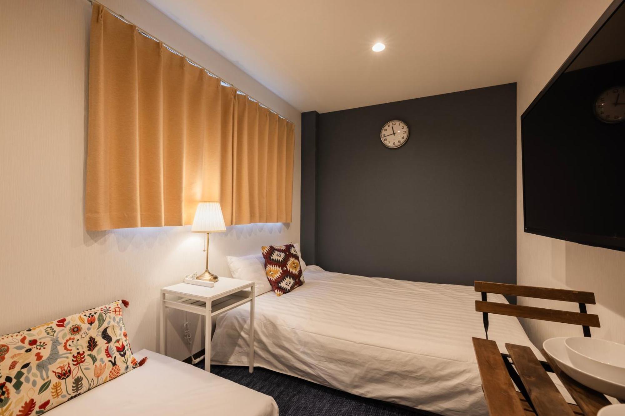 Apartment Namba Garden Square *
