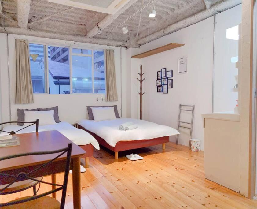 Apartment 【大阪市中心】一棟貸し切り、便利設備まで徒歩2分、心斎橋商店街まで徒歩10分！ Osaka
