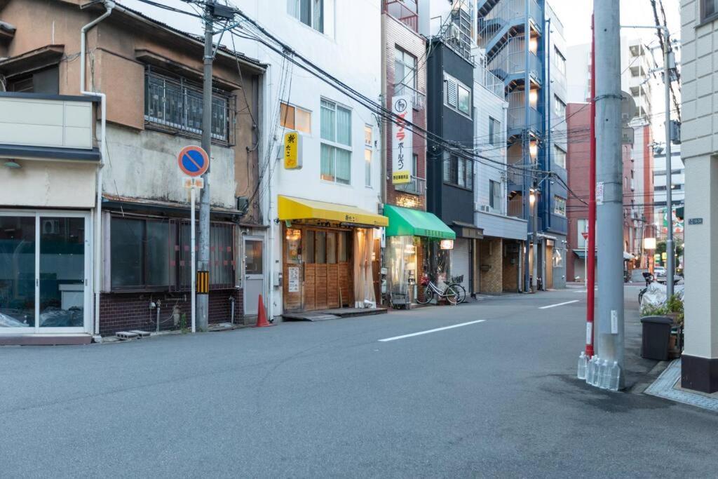 【大阪市中心】一棟貸し切り、便利設備まで徒歩2分、心斎橋商店街まで徒歩10分！ Osaka