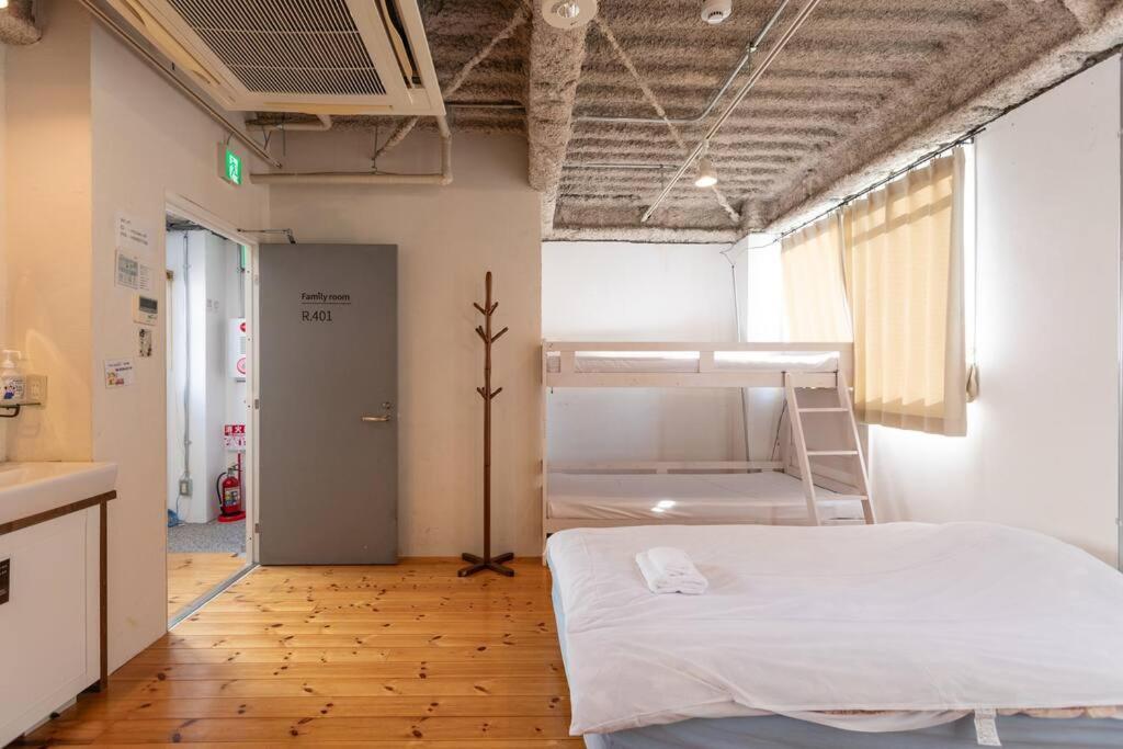 【大阪市中心】一棟貸し切り、便利設備まで徒歩2分、心斎橋商店街まで徒歩10分！