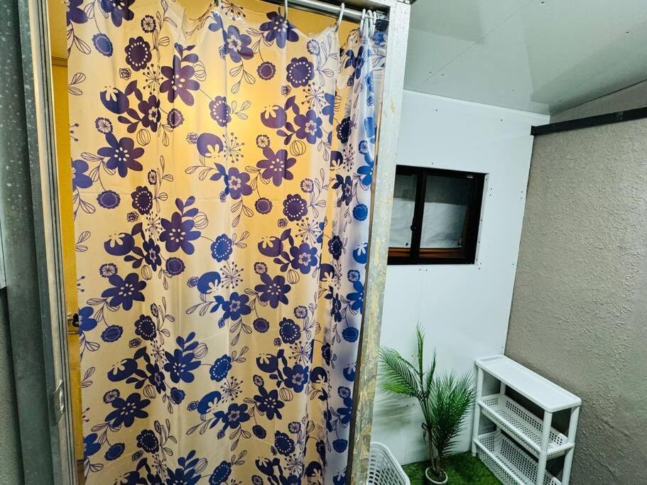 Apartment Kenchi House, 2-minute Walk From Nihonbashi Station And Kuromon Market *