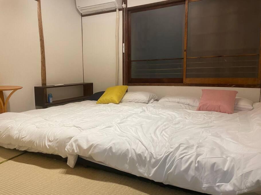 Kenchi House, 2-minute Walk From Nihonbashi Station And Kuromon Market * Osaka