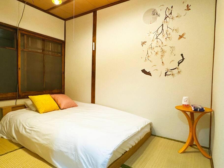 Kenchi House, 2-minute Walk From Nihonbashi Station And Kuromon Market