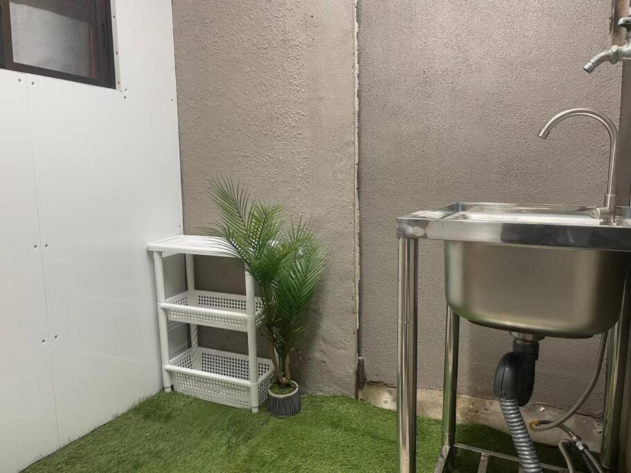 Kenchi House, 2-minute Walk From Nihonbashi Station And Kuromon Market Apartment